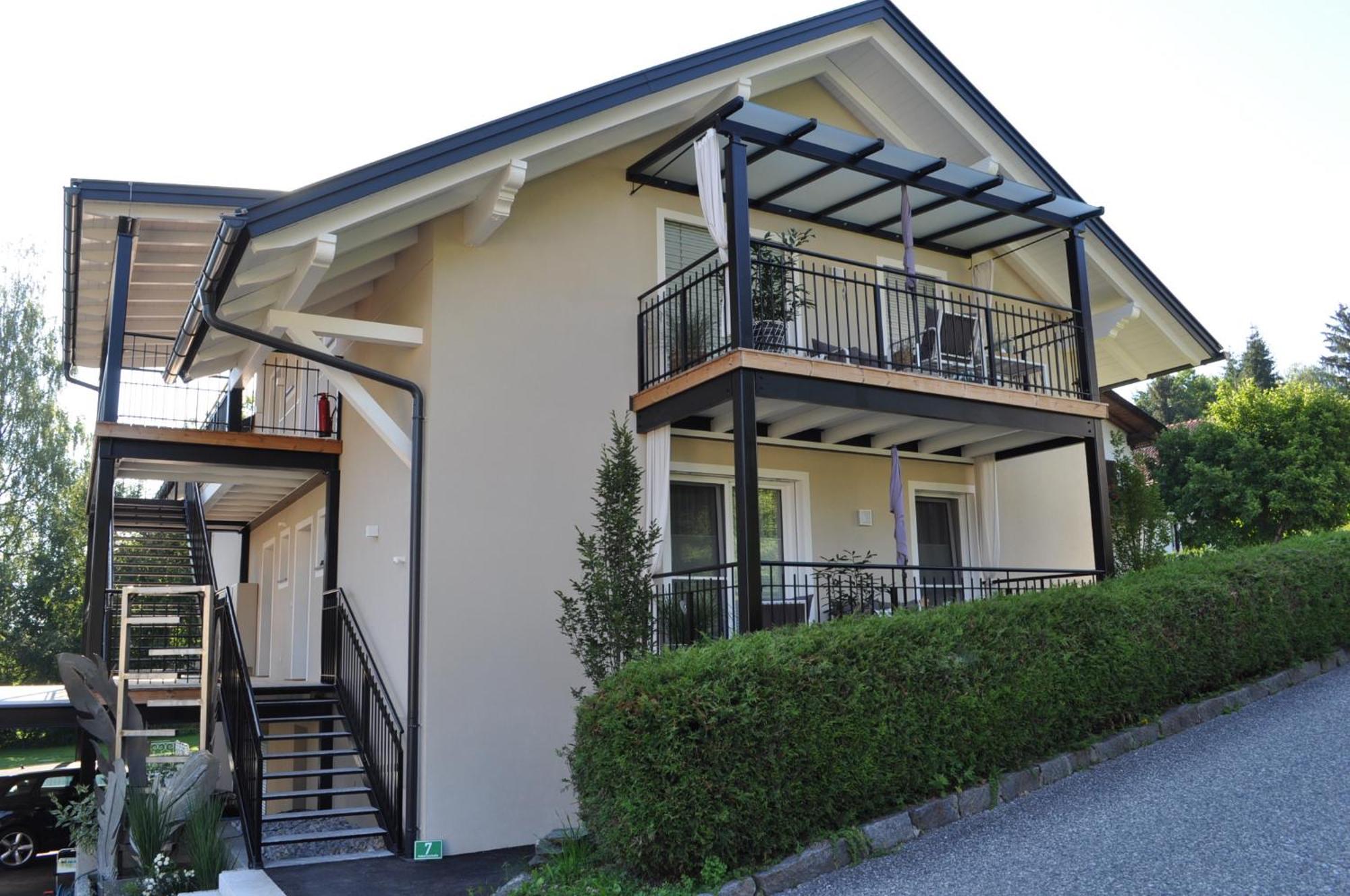 Ferienwohnung Binder Hubertusstrasse Velden am Worthersee Bagian luar foto